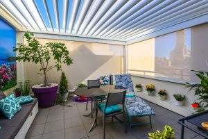 Pose de pergola dans une maison à Biarritz (64)