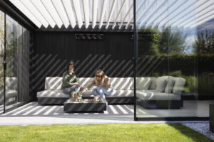 Ehia parois coulissantes verre pergola brustor